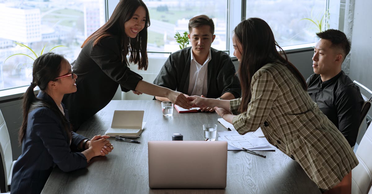 实名手机卡出售：网站域名注册多级代理